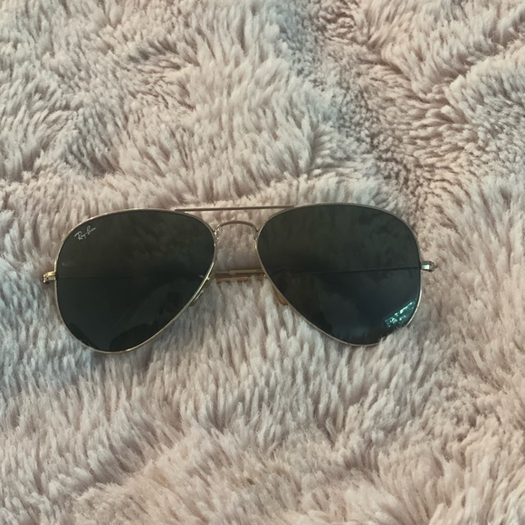Ray-Ban Gold Frame Aviator Sunglasses - Picture 1 of 3